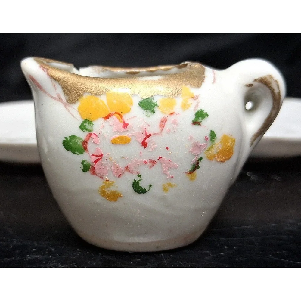 Vintage Miniature Floral Tea Set Creamer Sugar Bowl Teacup Saucers Gold Rim 6pc